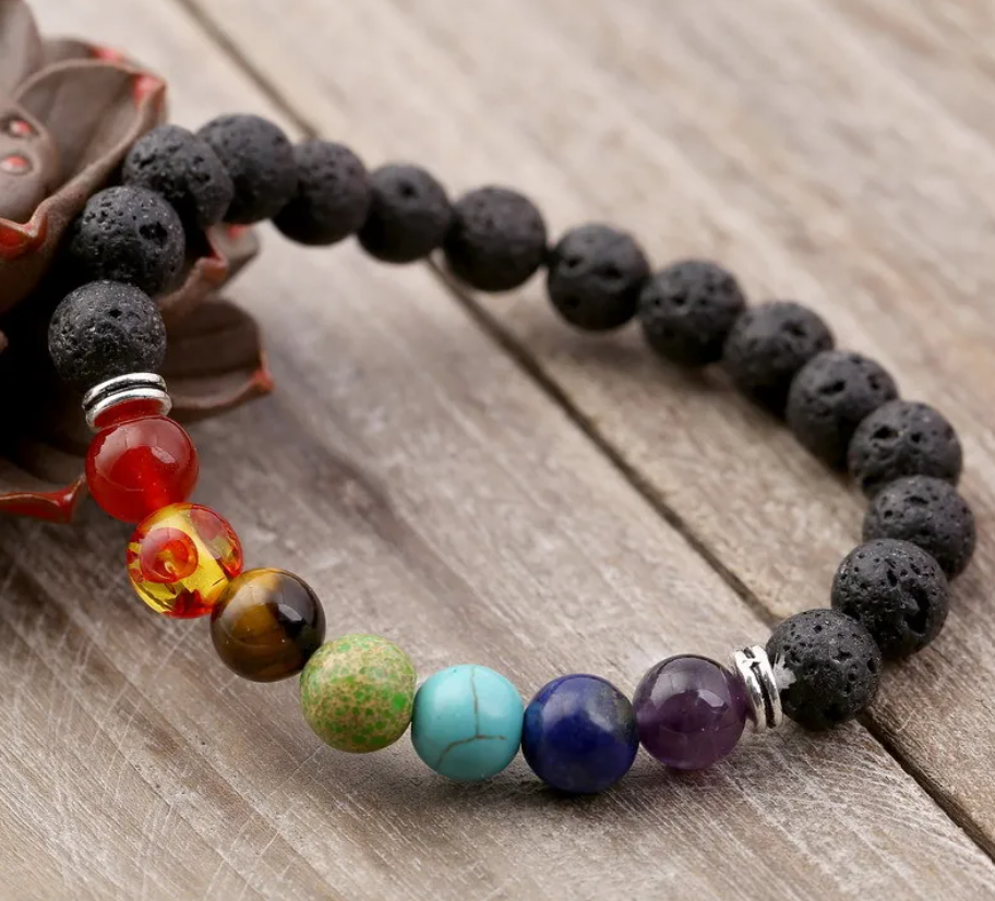 Style King Chakra Kralenarmband met Lavastenen