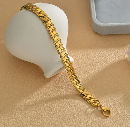 Luxe aan je pols: Platte schakel armband met 14k gouden coating